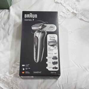 Braun Series 7 Electric Shaver - Silver